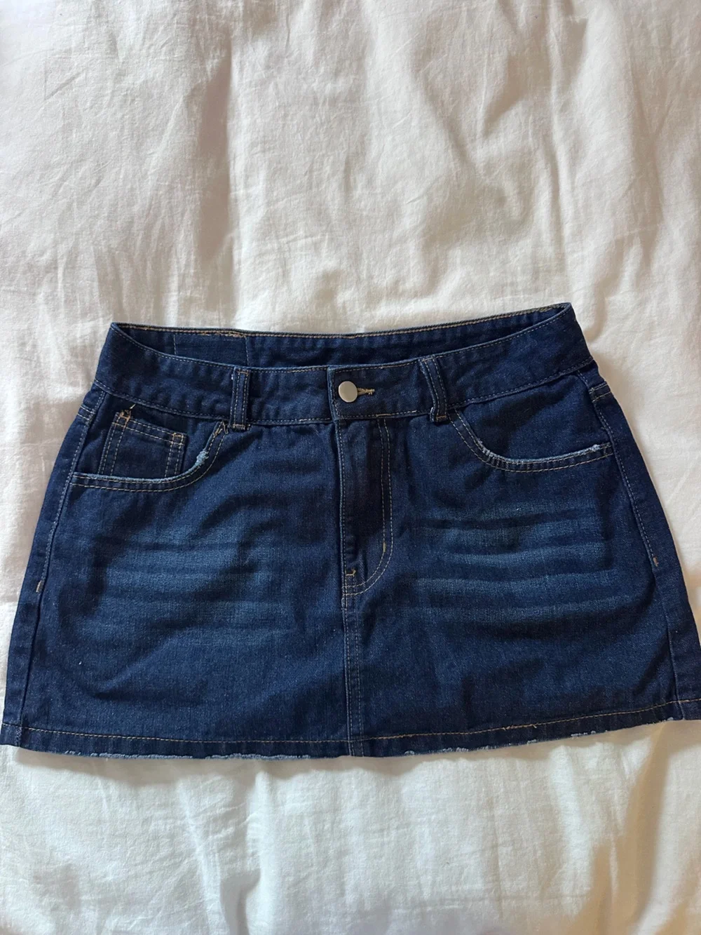 SHEIN Dark Blue Denim Mini Skirt with Classic Stitching